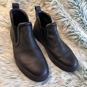 Cougar Black Leather Ladies Shoes, Size 11